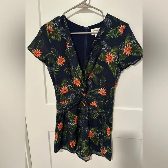 Everly Tropical Floral Romper - Picture 12 of 15